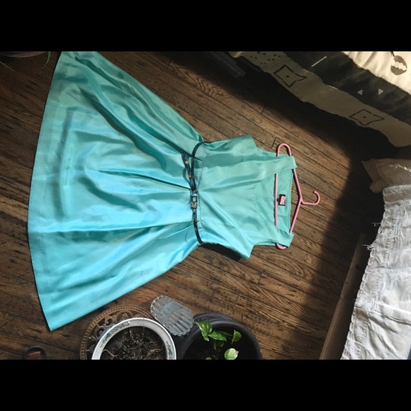 Lot of 3 professional dresses - Picture 2 of 3